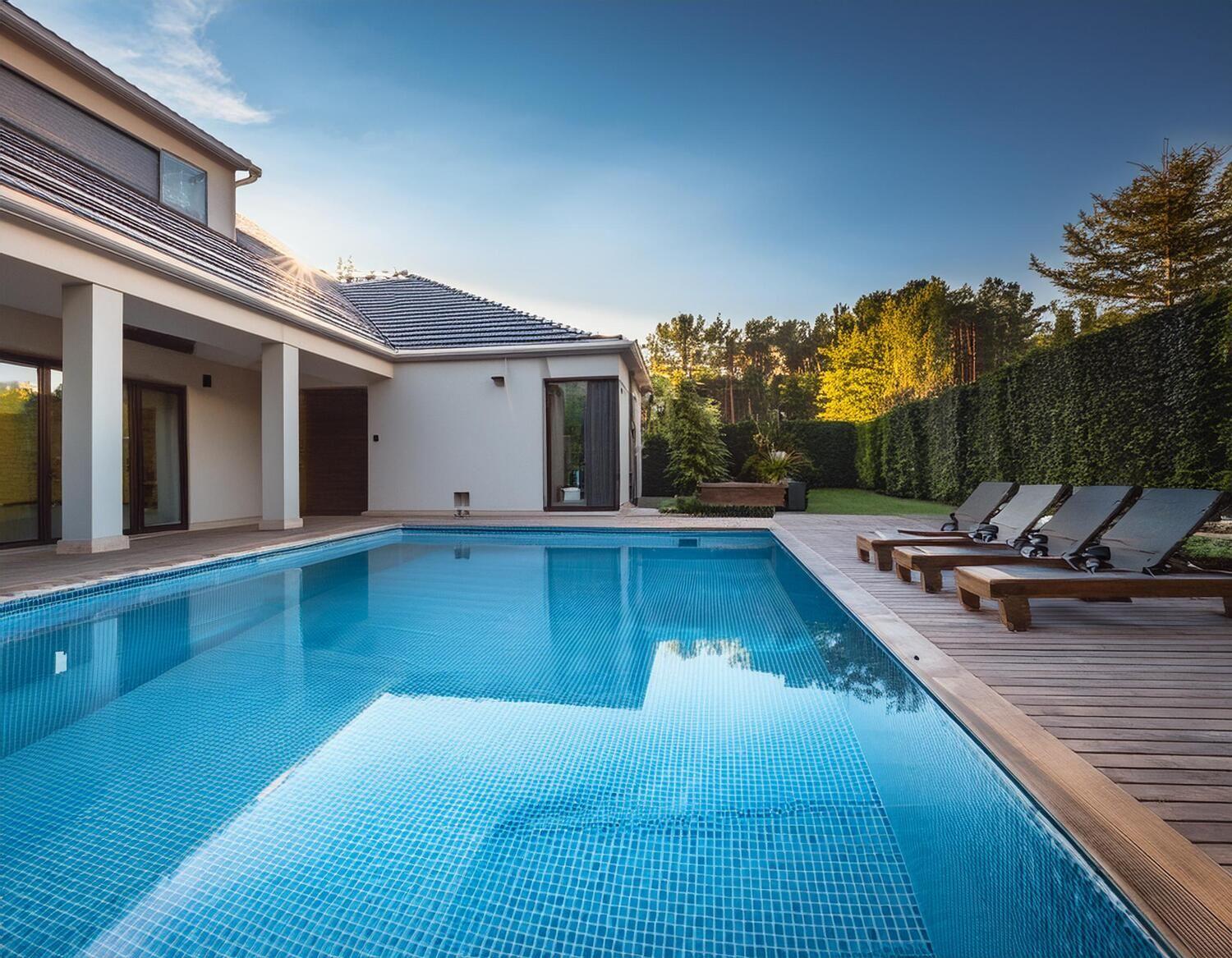 exemple de piscine béton rénovée par Architéa Chambéry