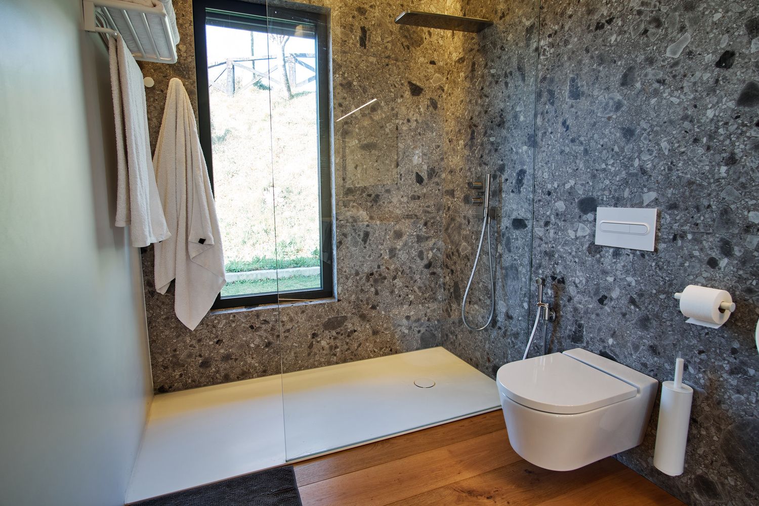 exemple de salle de bain rénovée par Architéa La Réunion